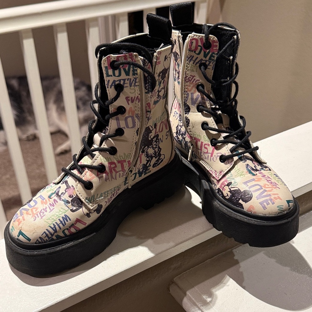 Zara Kids Multicolor Graphic Boots